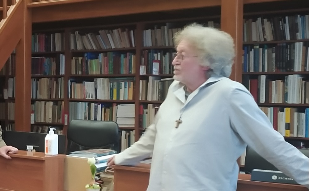 Kortárs költők testközelből